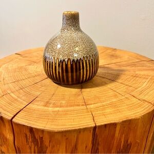 MCM Style Pier 1 Imports Brown Ceramic Bud Vase Bookshelf 4.5”